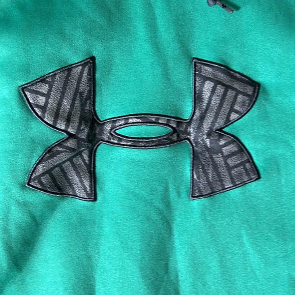 Under armor hoodie - Picture 2 of 3